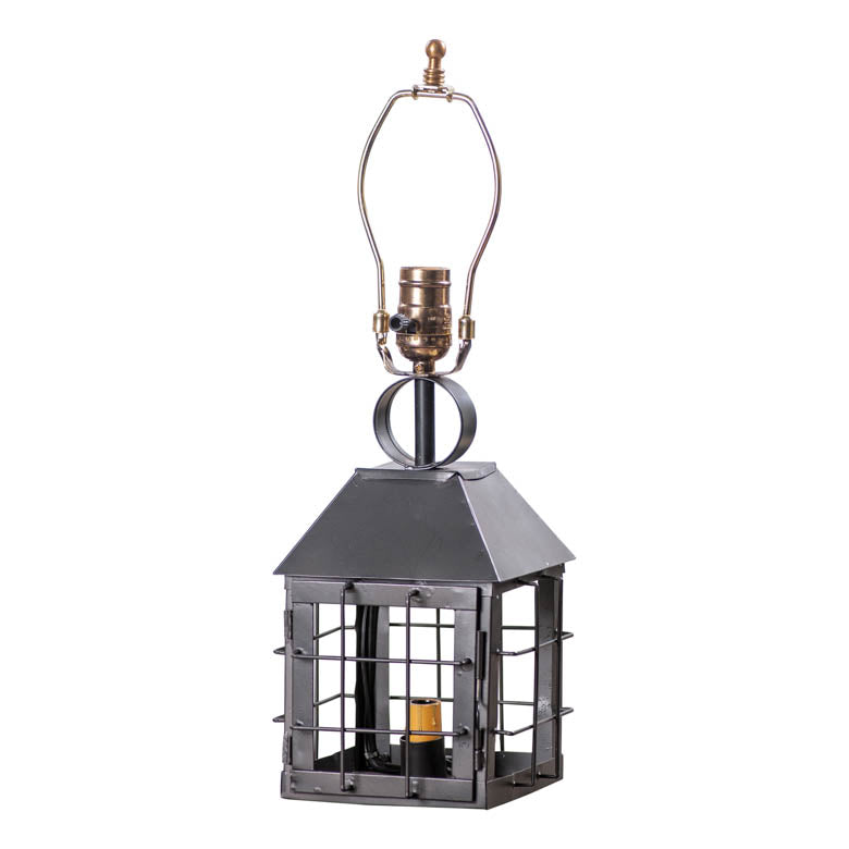 Colonial Lantern Lamp