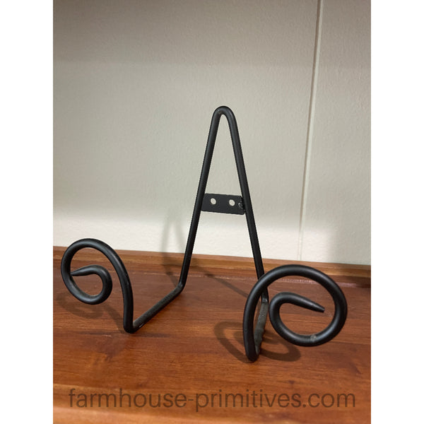 Ram's Horn Plate Stand - Farmhouse-Primitives